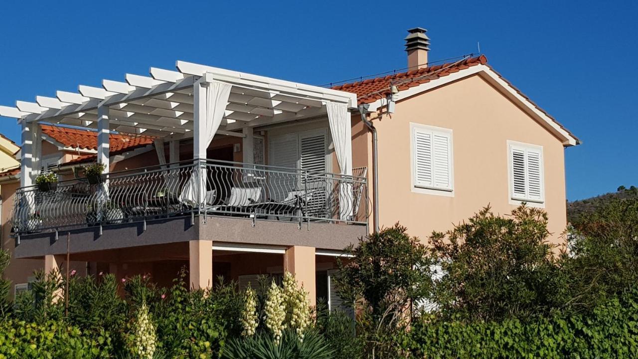 Apartmani Villa Lilliana Tribalj 외부 사진